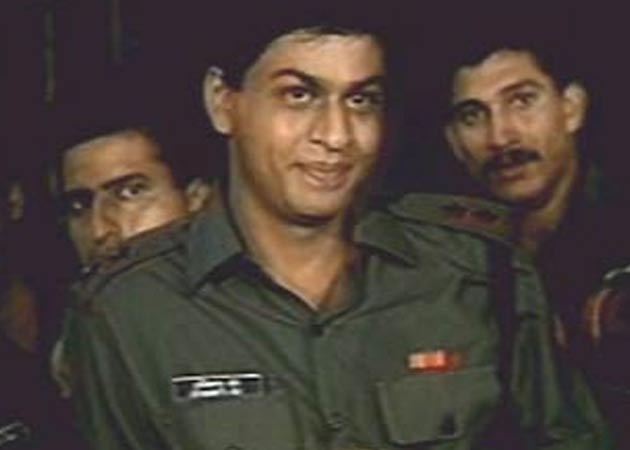 Shah Rukh Khan plays an army officer in Yash Raj's film